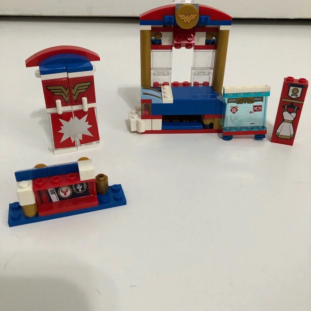 Lego Wonder‎ women dressing bed room lego set *see description